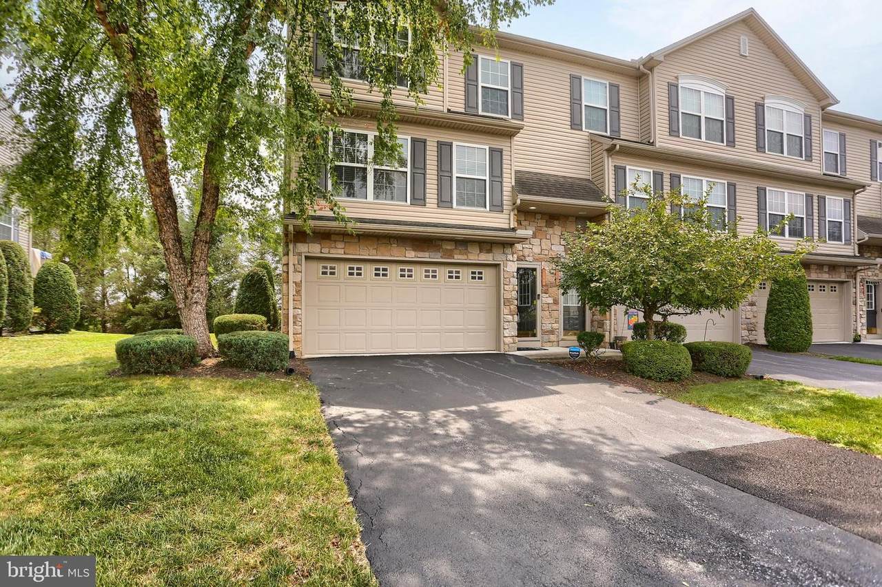 https://bt-photos.global.ssl.fastly.net/brightmls/1280_boomver_2_805266902584-2.jpg