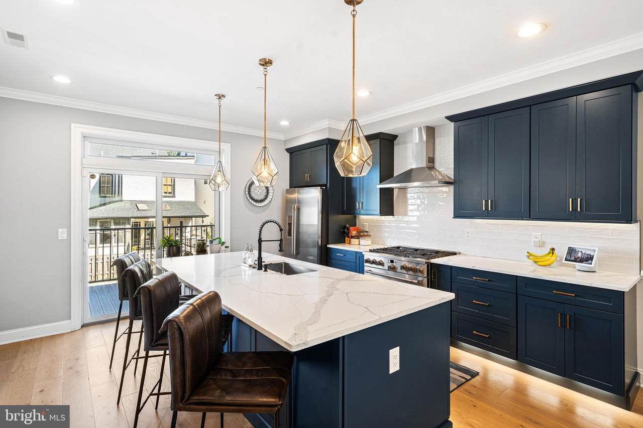 326 Wright Street - Photo 1