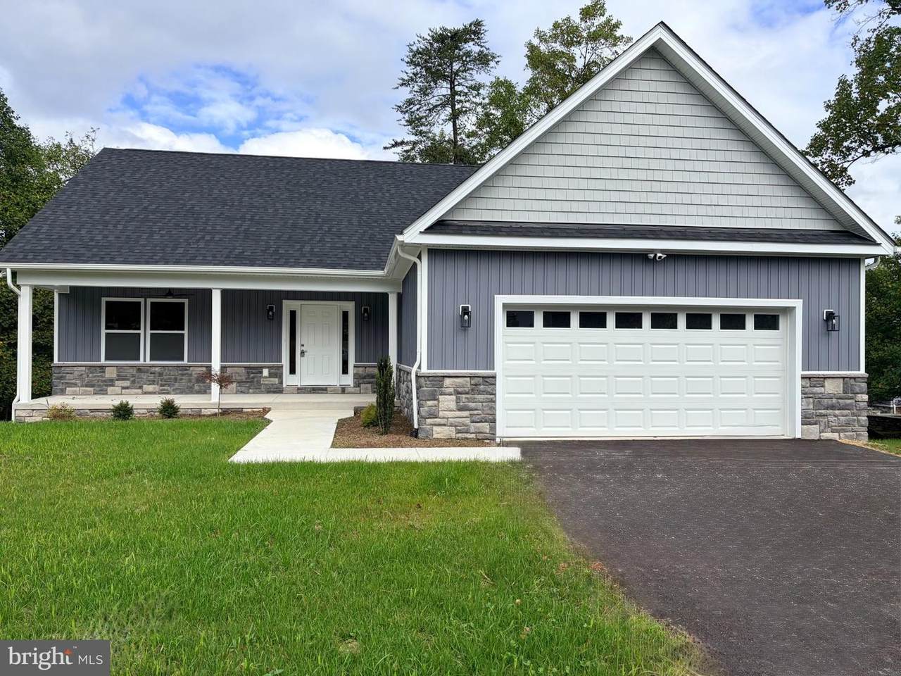 289 Wampum Lane - Photo 1