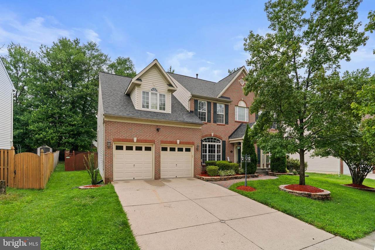 8002 Alloway Lane - Photo 1