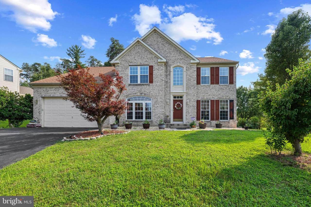 13105 Falling Water Court - Photo 1