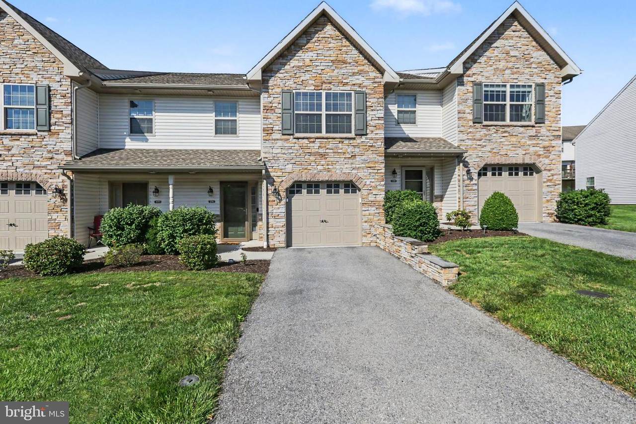276 Melbourne Lane - Photo 1