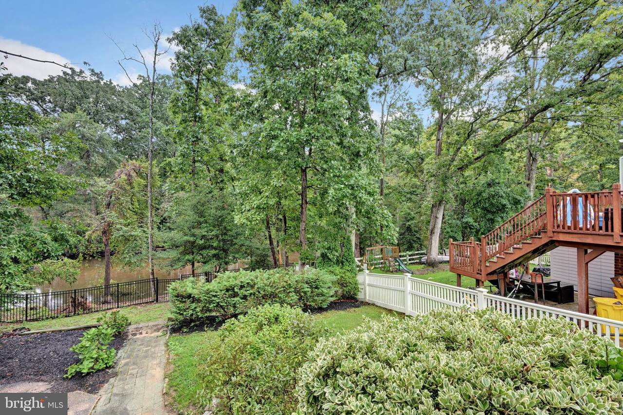637 Whittier Parkway - Photo 1