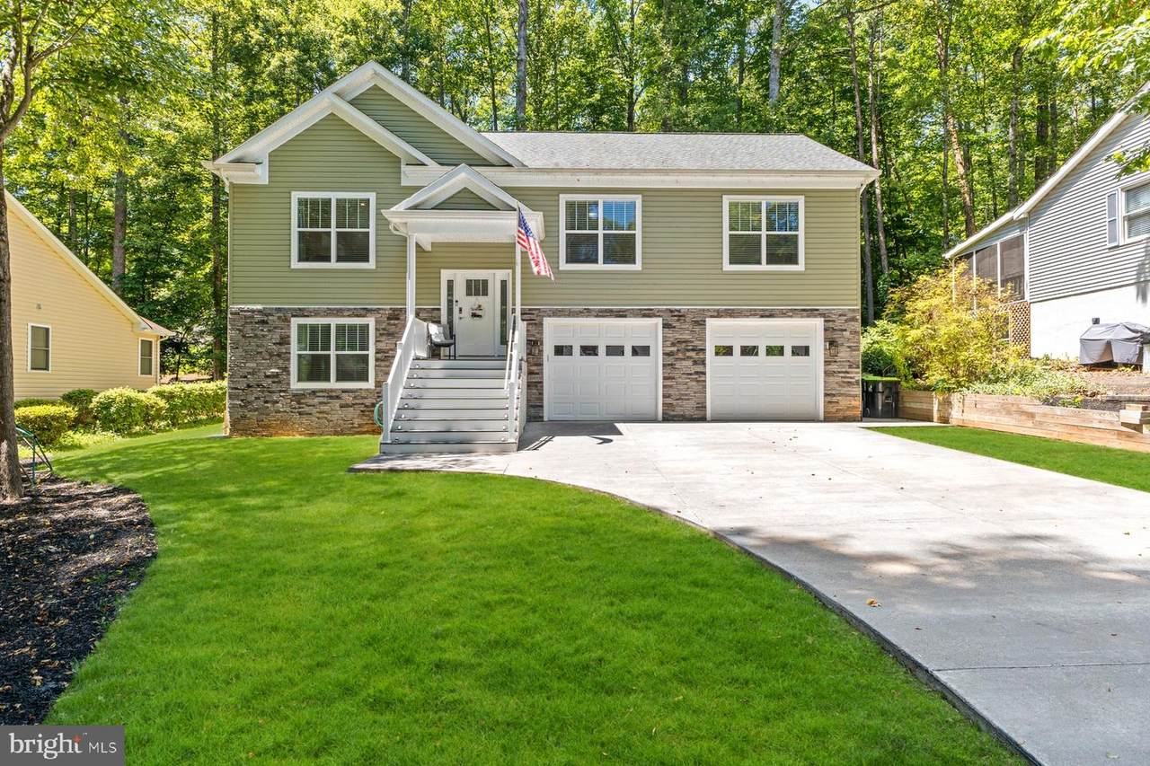 105 Edgemont Circle - Photo 1