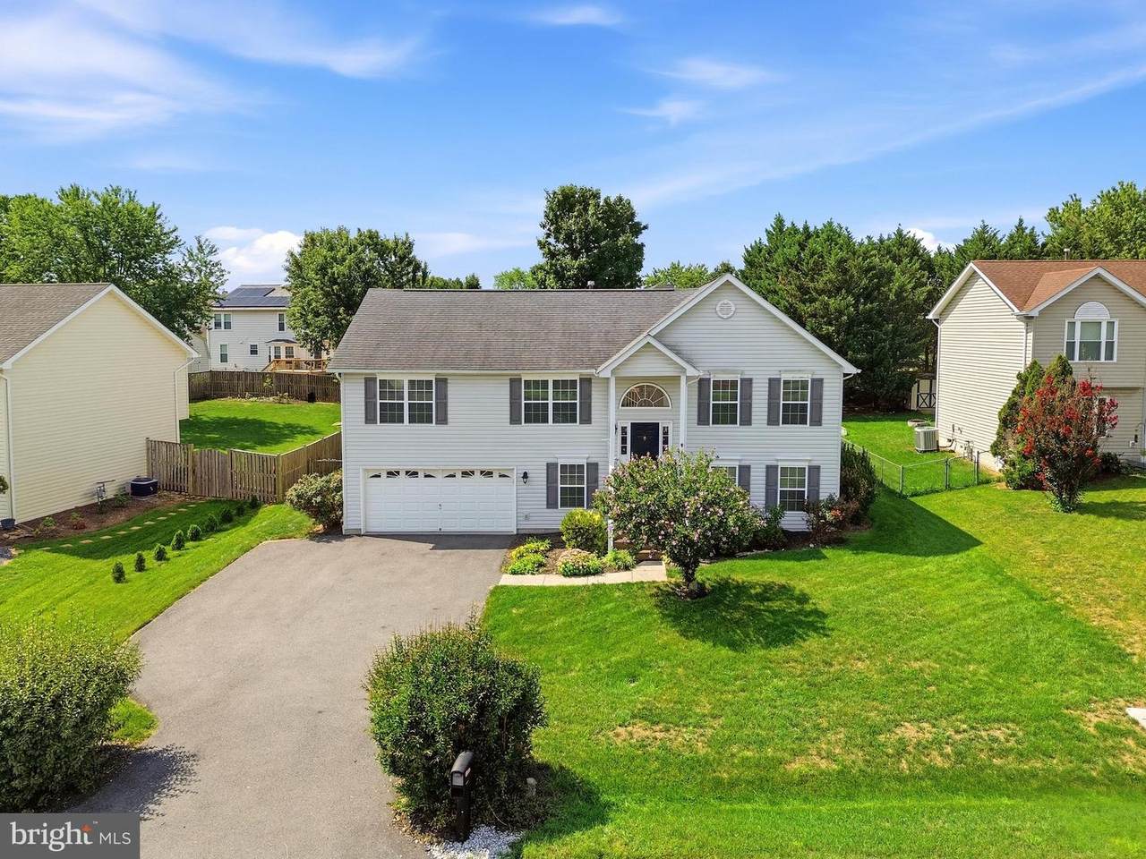 123 Fairfax Drive - Photo 1