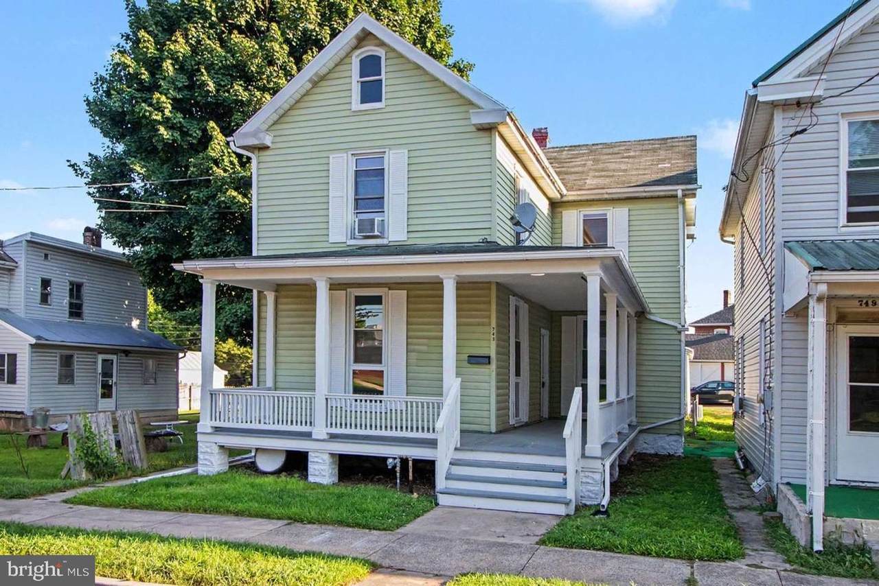 745 Washington Street - Photo 1