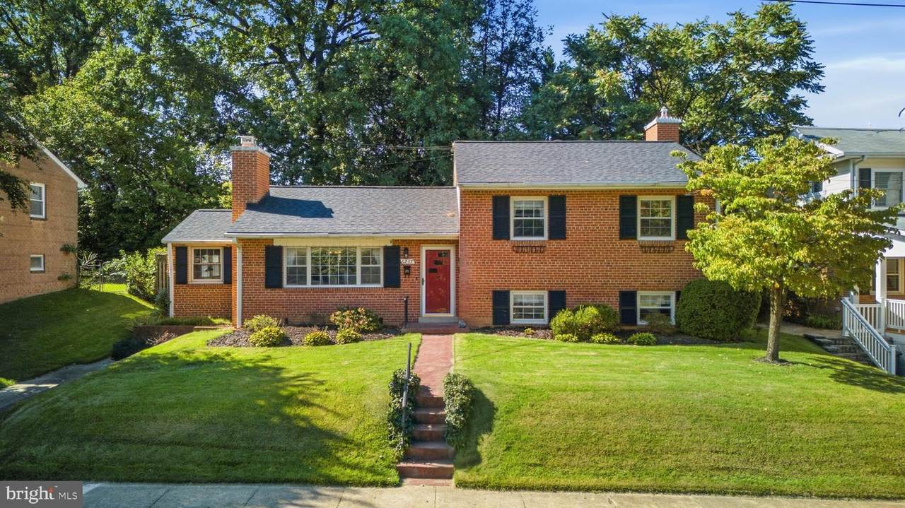 6237 12TH Street - Photo 1