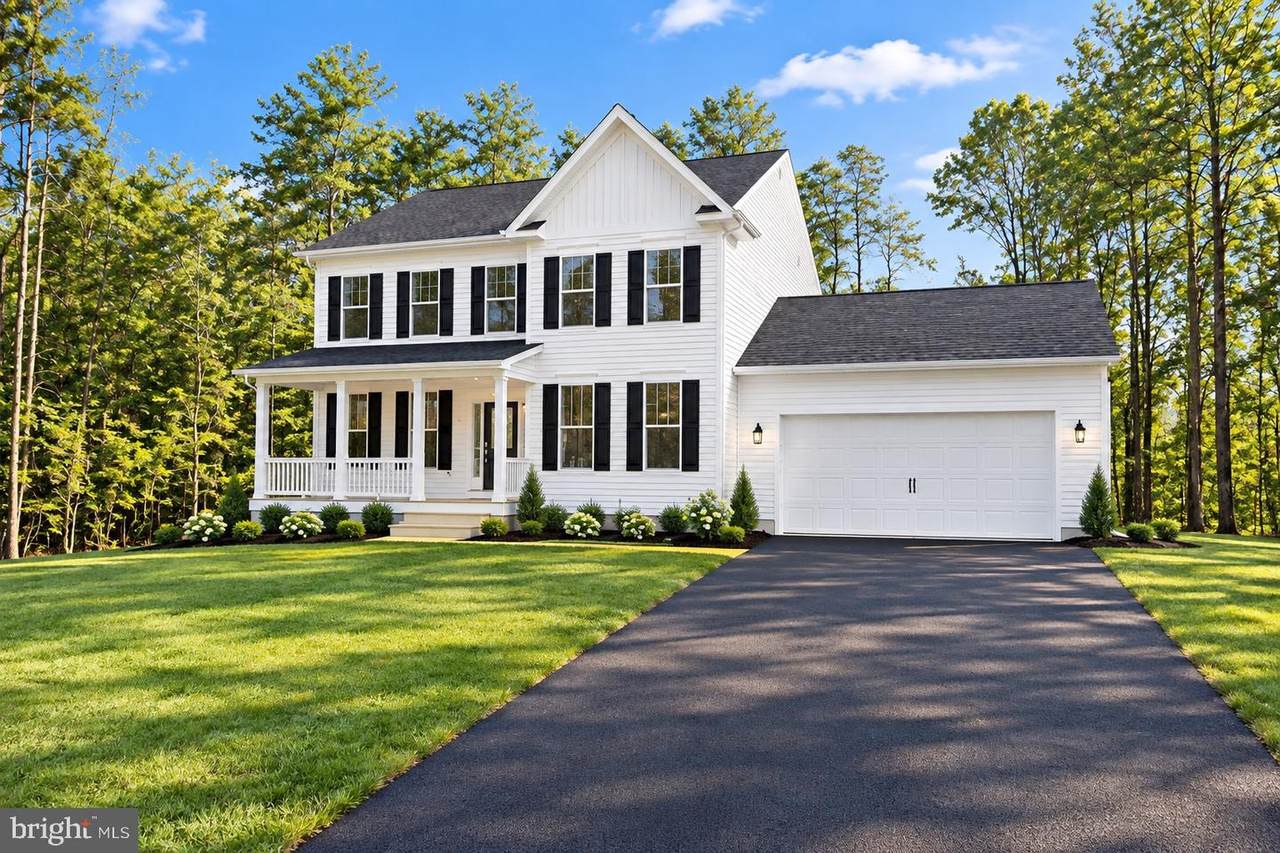 741 White Oak Road - Photo 1