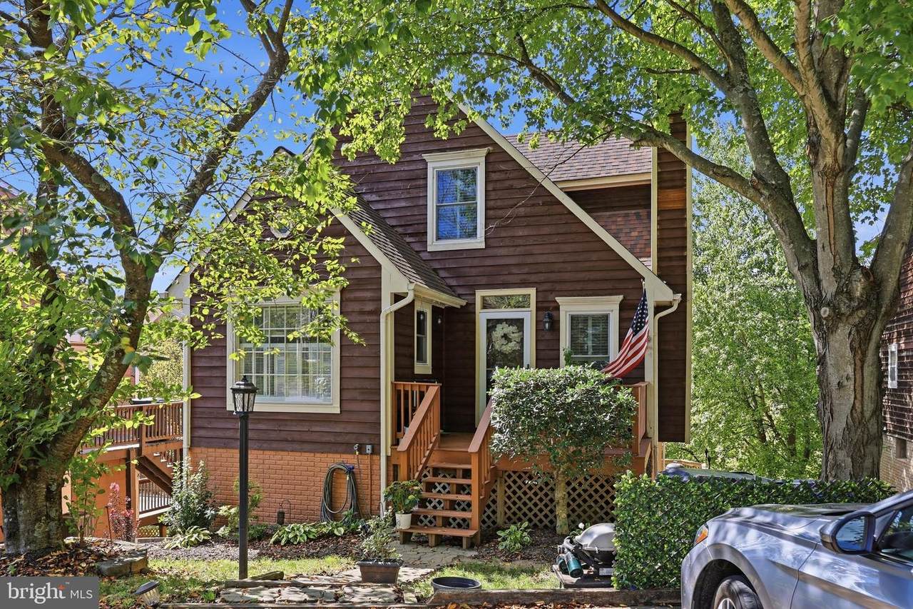 6582 Hemlock Point Road - Photo 1