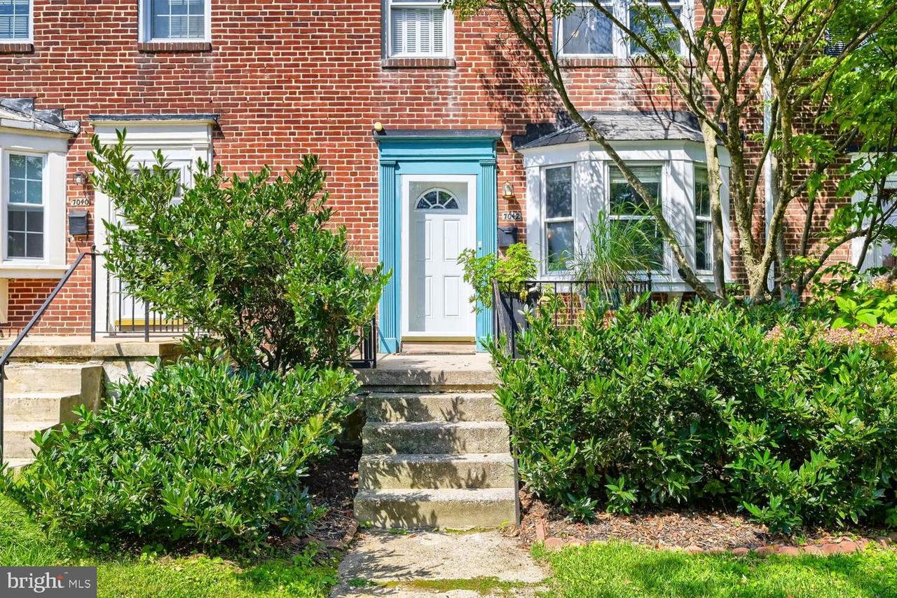 7042 Heathfield Road - Photo 1