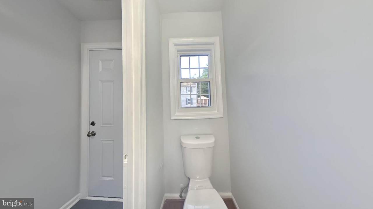 https://bt-photos.global.ssl.fastly.net/brightmls/1280_boomver_2_805297968460-2.jpg