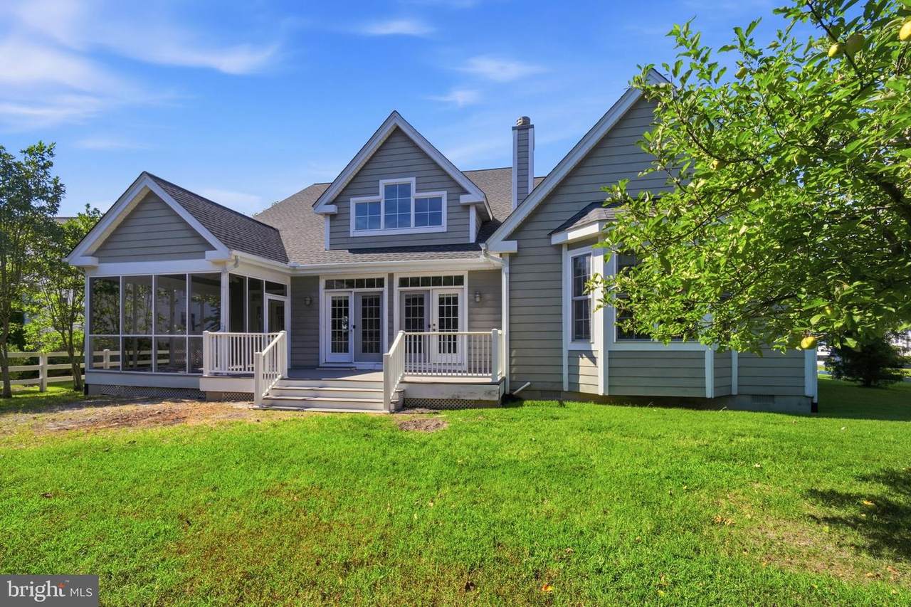7963 Pond Haven Court - Photo 1