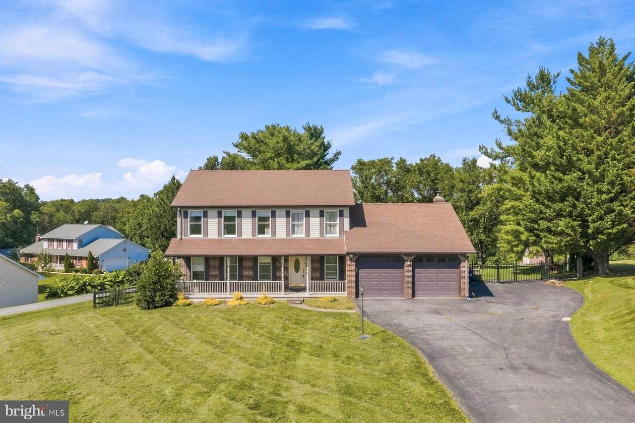 6633 Christy Acres Circle - Photo 1