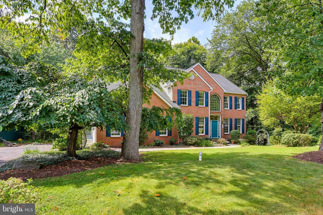 640 Sean Drive - Photo 1
