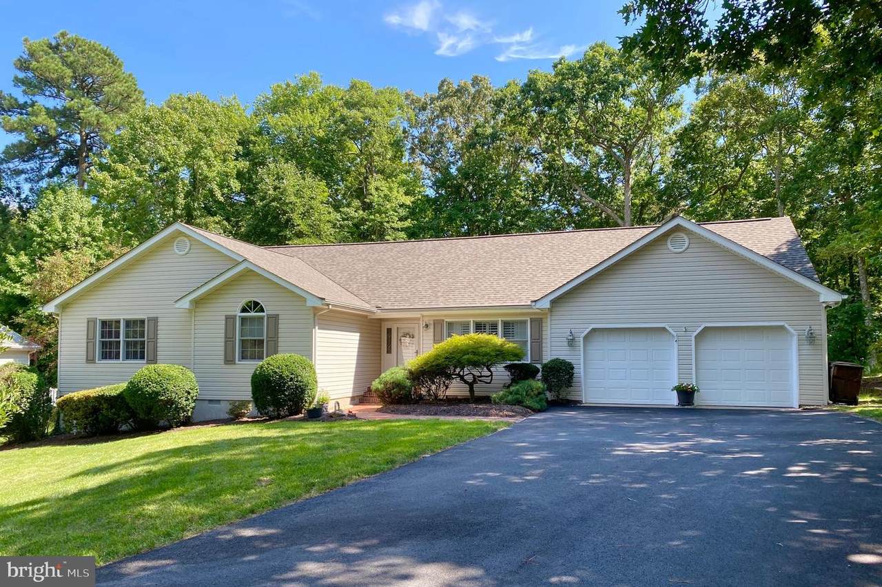12510 Deer Point Circle - Photo 1