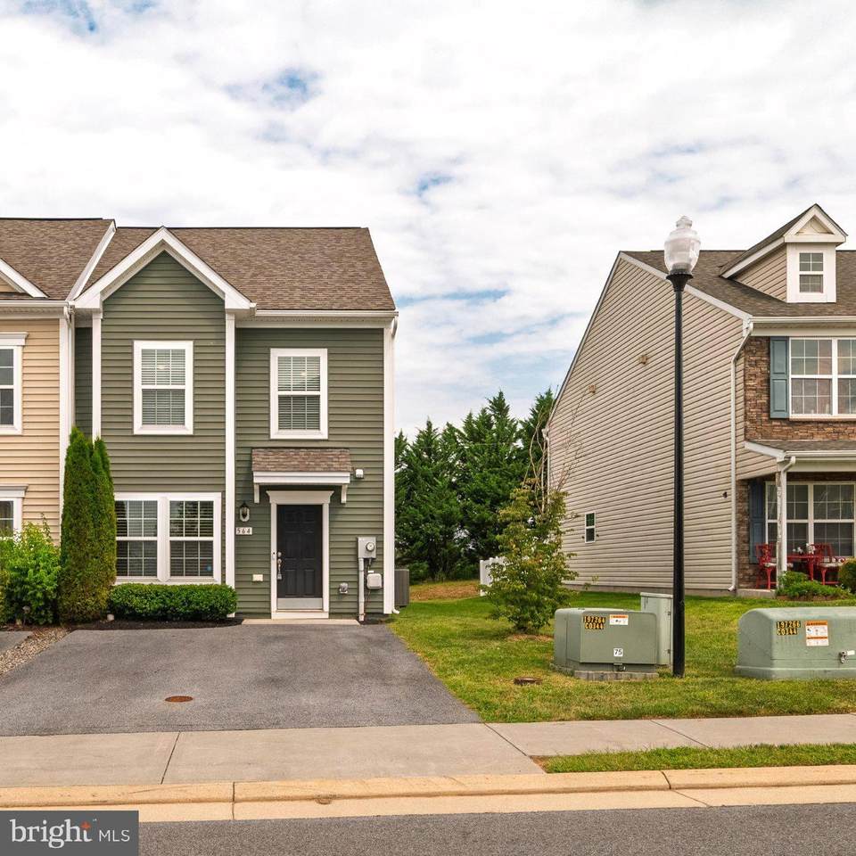 564 Thumper Drive - Photo 1