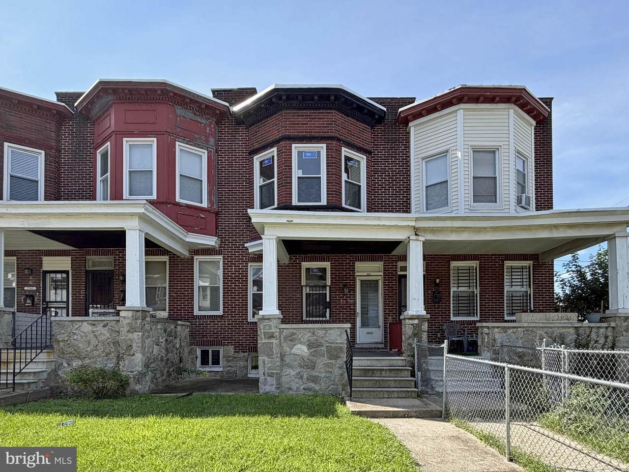 2545 Lafayette Avenue - Photo 1