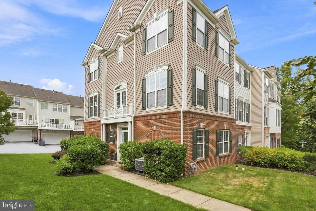 2009 Garrison Drive - Photo 1