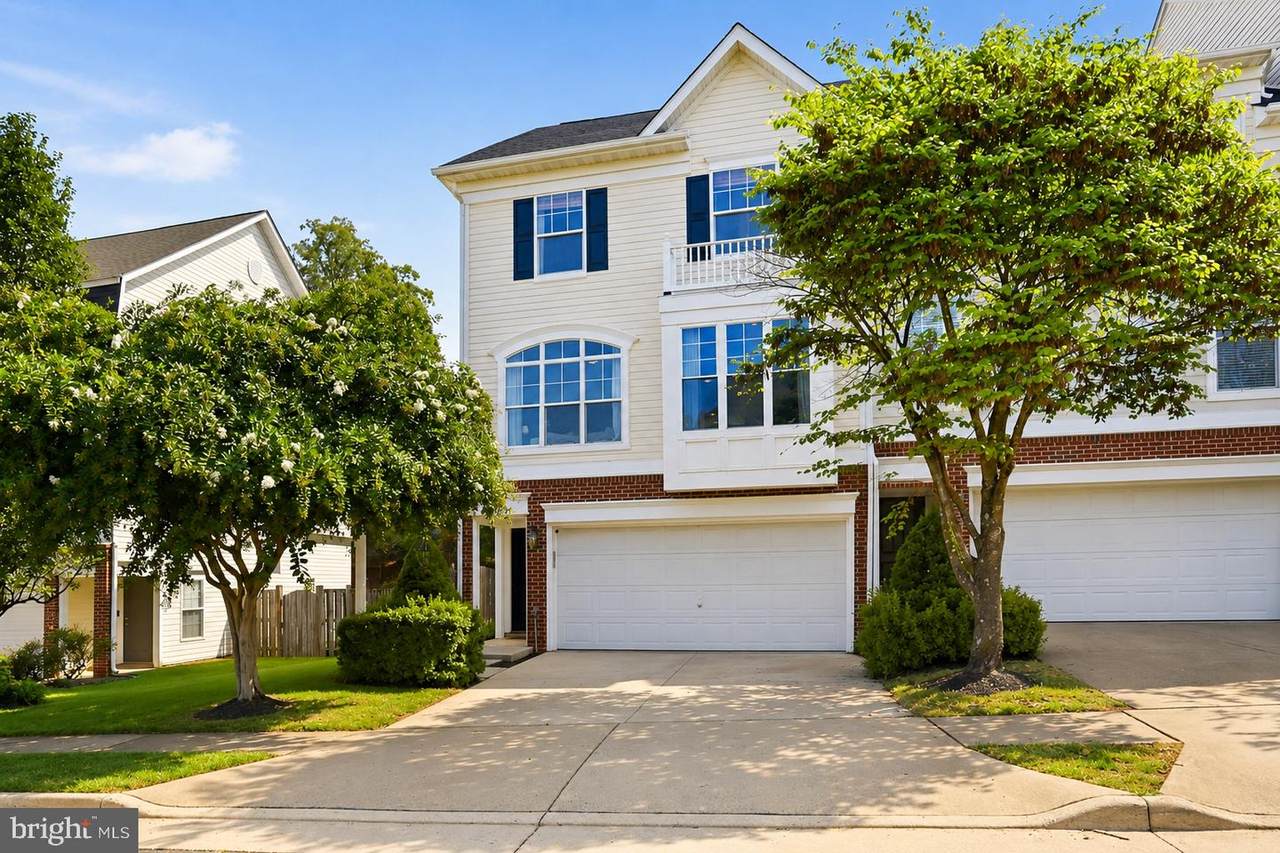 8185 Glade Bank Drive - Photo 1