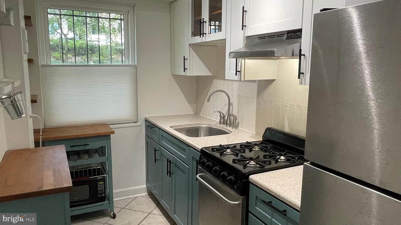 1801 Clydesdale Place - Photo 1