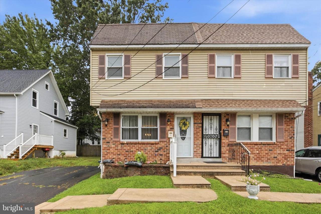 708 Girard Avenue - Photo 1