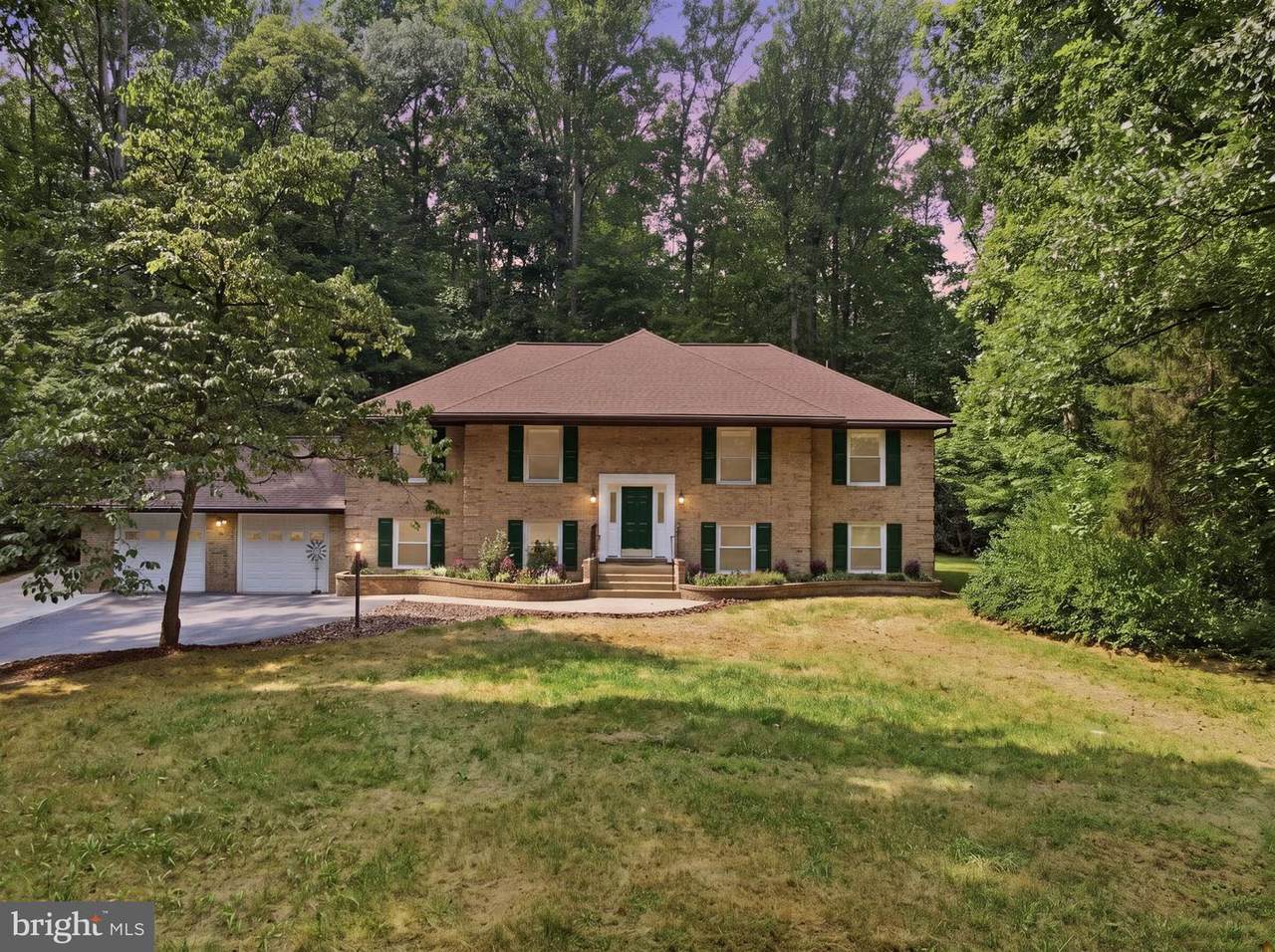 8110 Whitting Drive - Photo 1