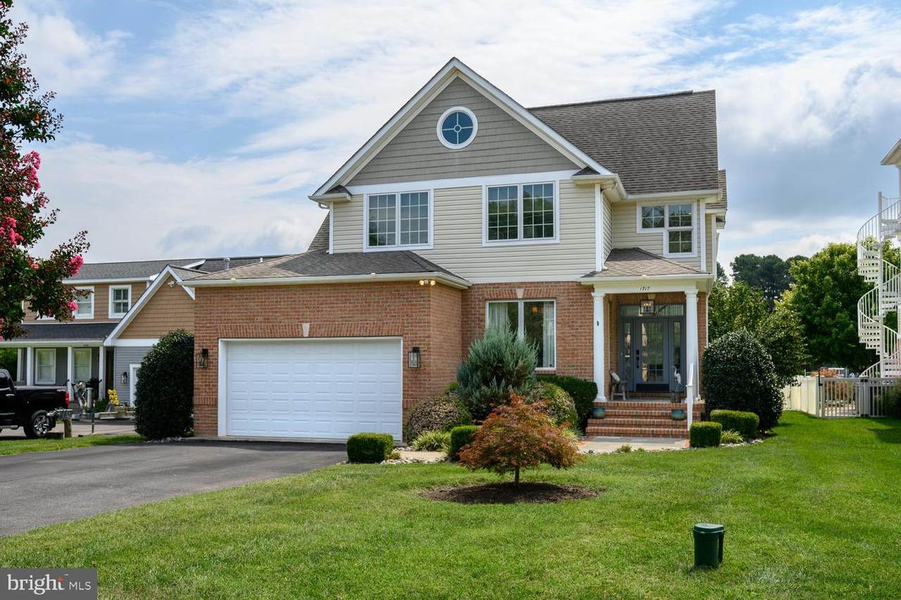 1717 Harbor Drive - Photo 1