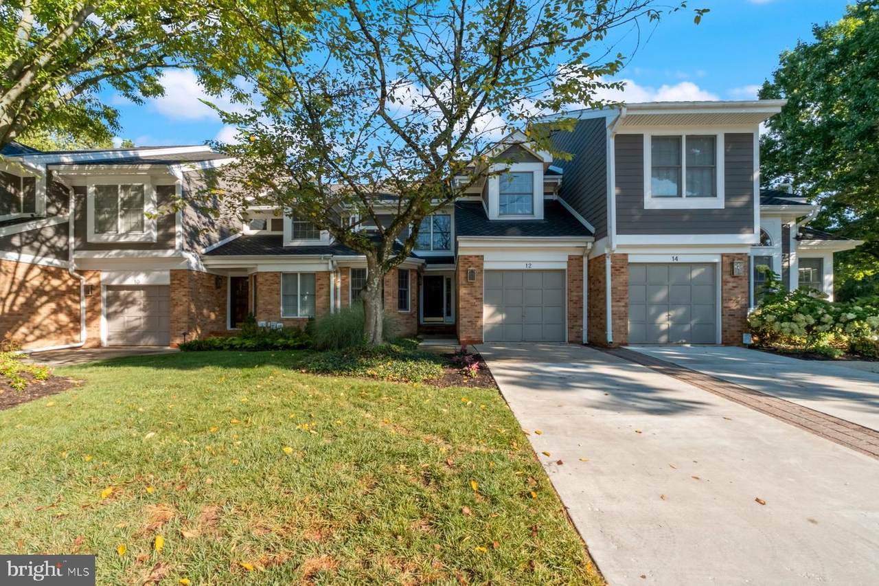 12 River Oaks Circle - Photo 1