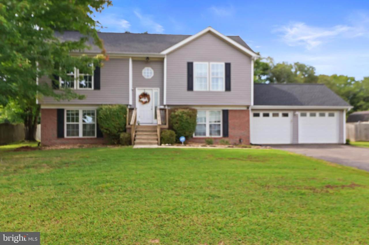 7262 Port Street - Photo 1