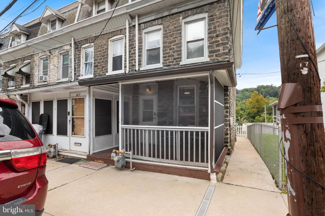 619 Ford Street - Photo 1