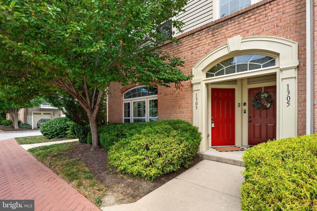 1303 Cheswick Lane - Photo 1