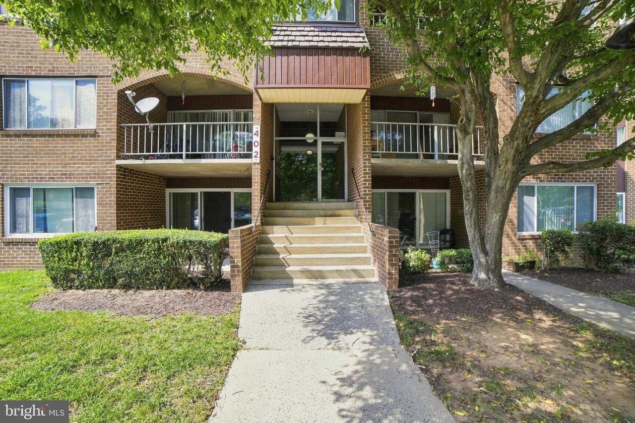402 Girard Street - Photo 1