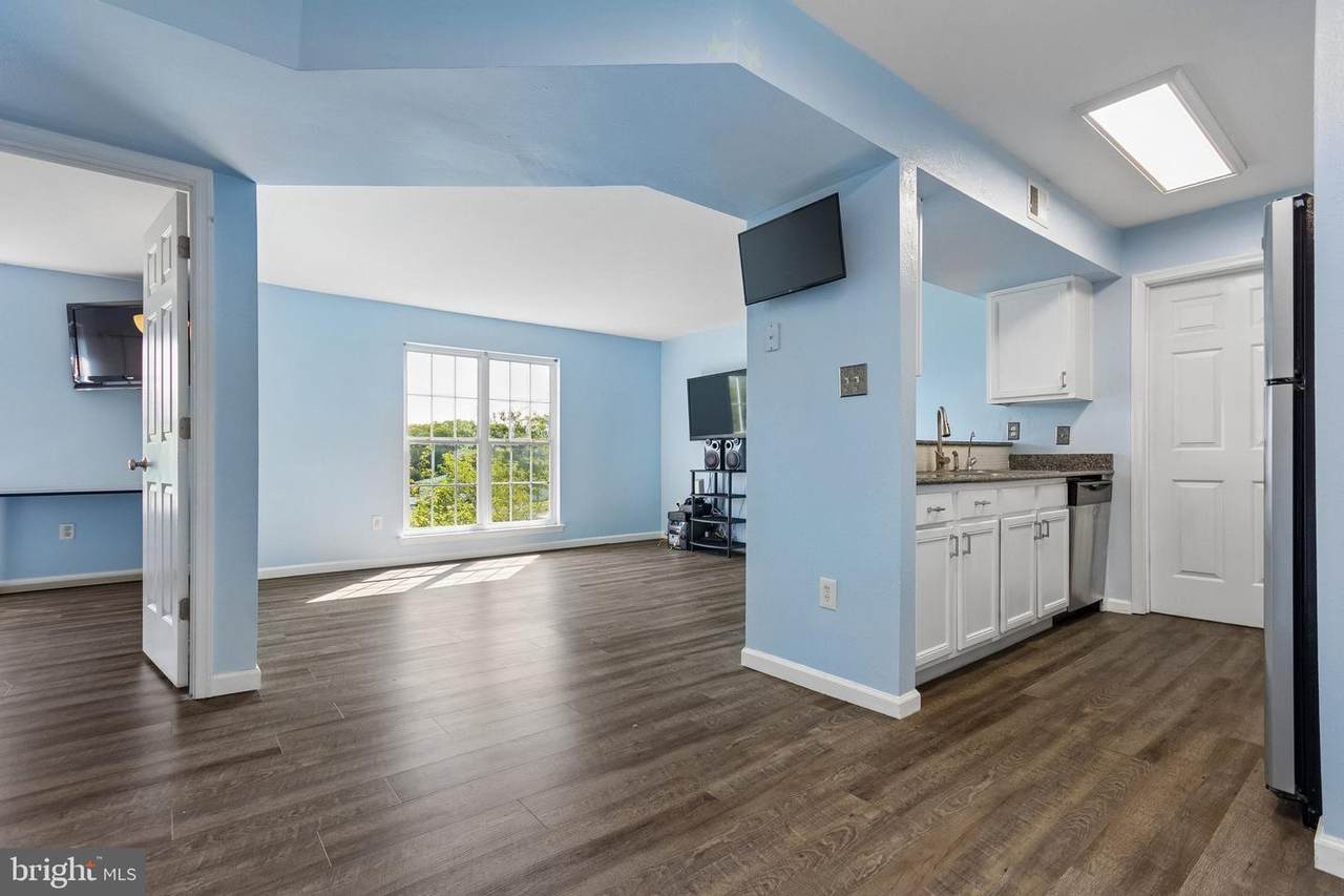 11235 Torrie Way - Photo 1