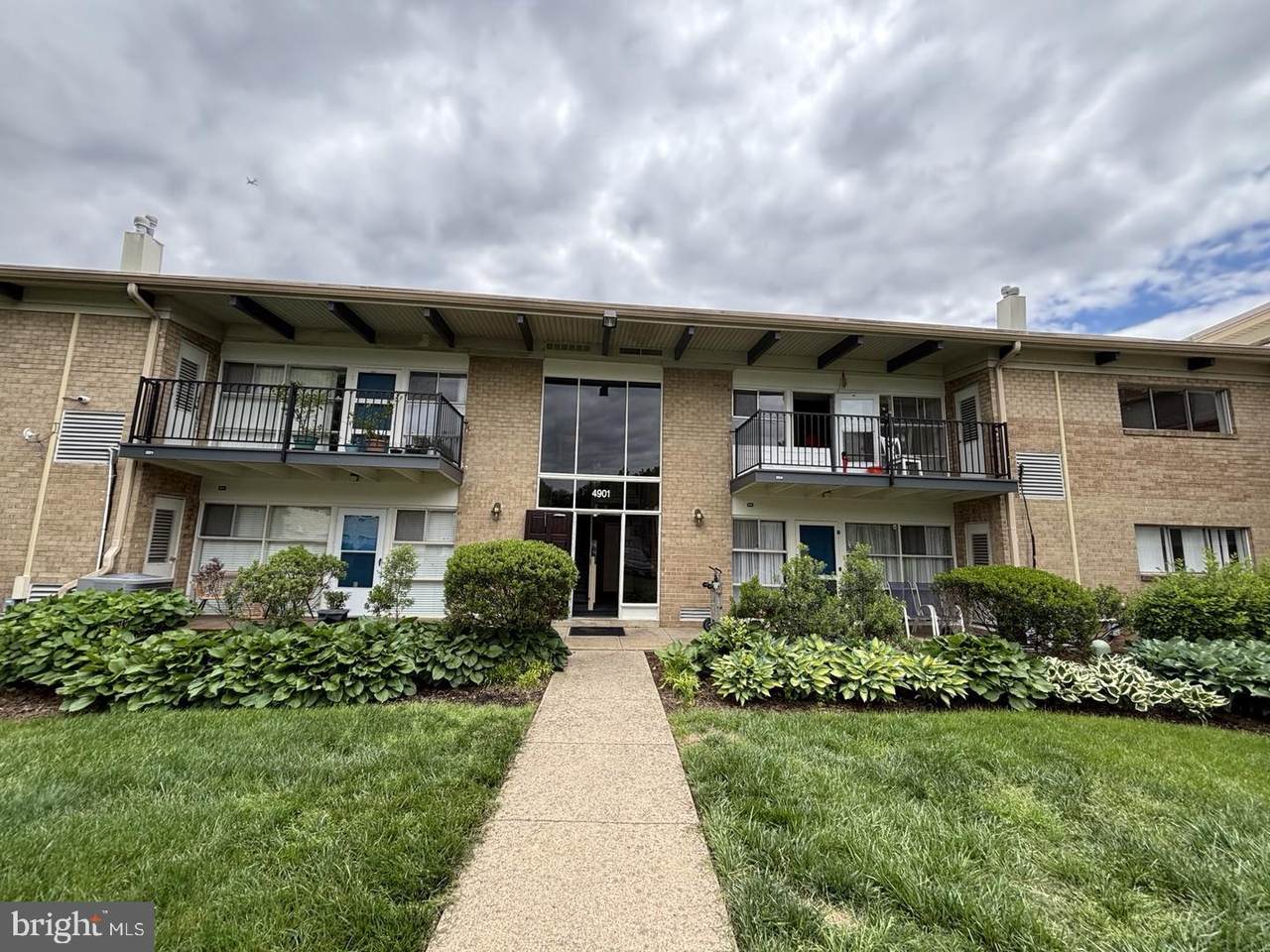 4901 Americana Drive - Photo 1