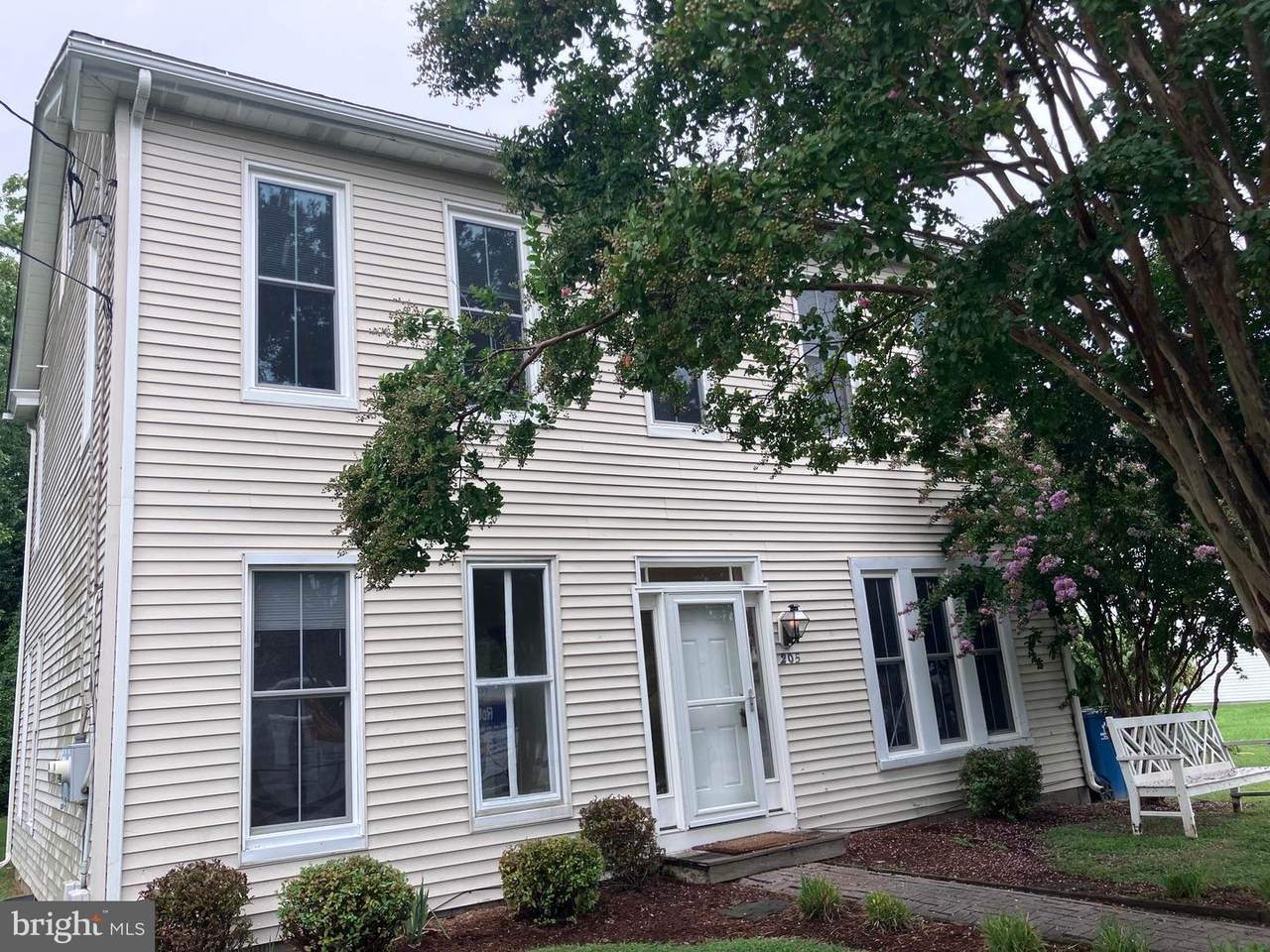 205 Railroad Avenue - Photo 1