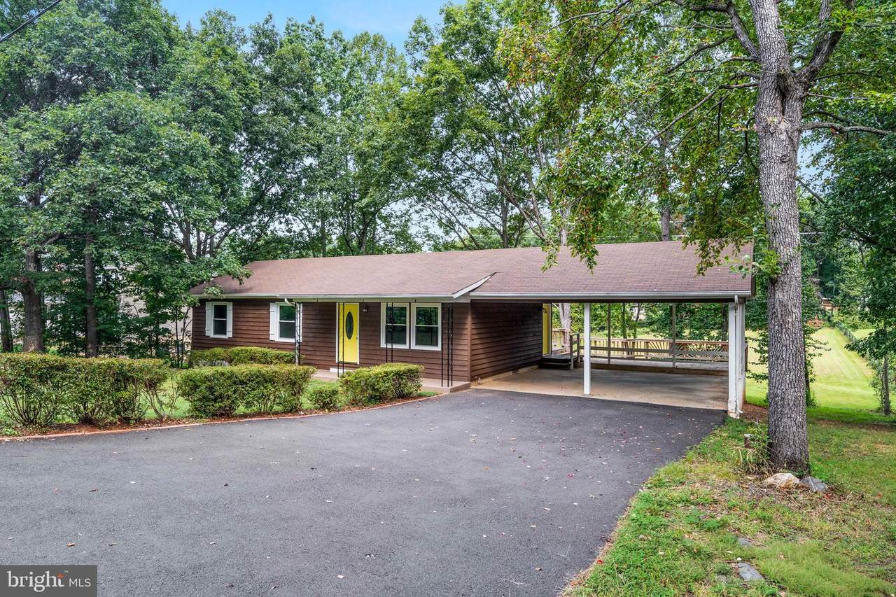 5844 Anthony Drive - Photo 1