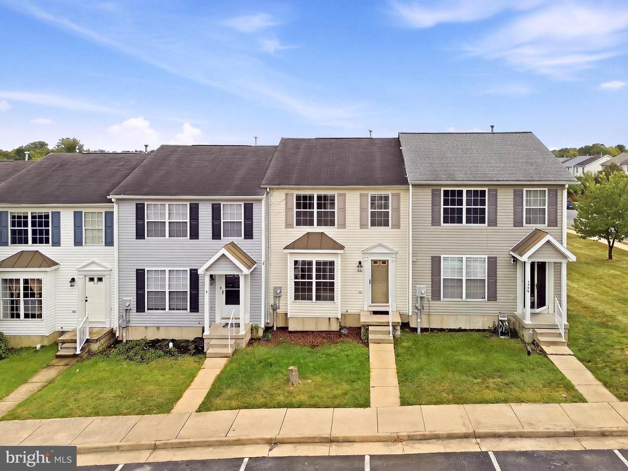 323 Copperfield Lane - Photo 1