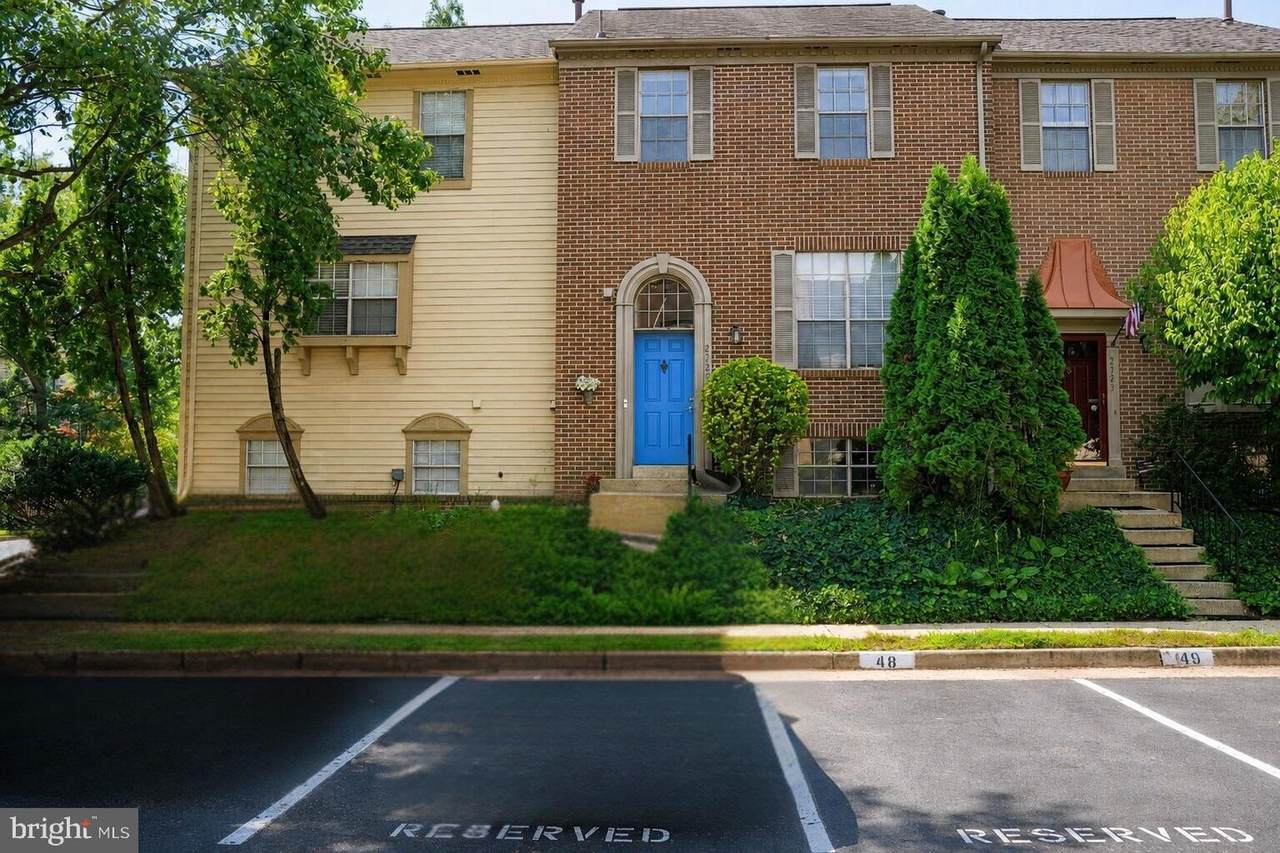 2723 Manorhaven Court - Photo 1