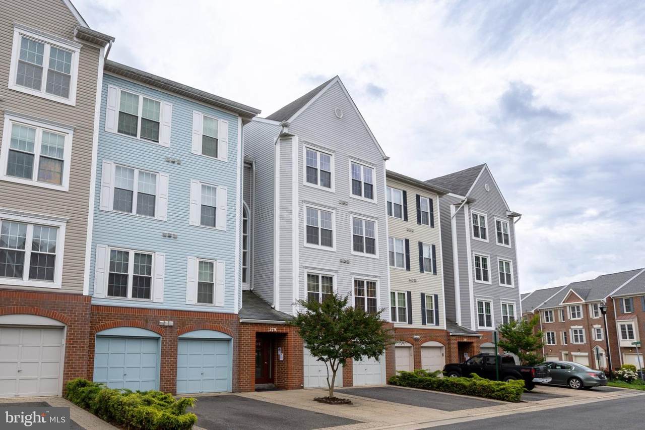 279 Pickett - Photo 1
