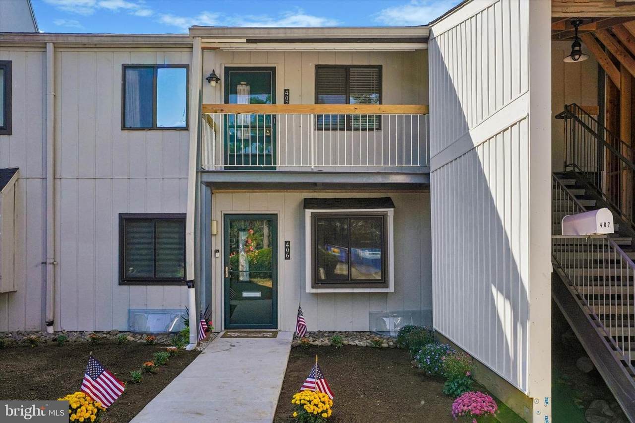 406 Summit House - Photo 1