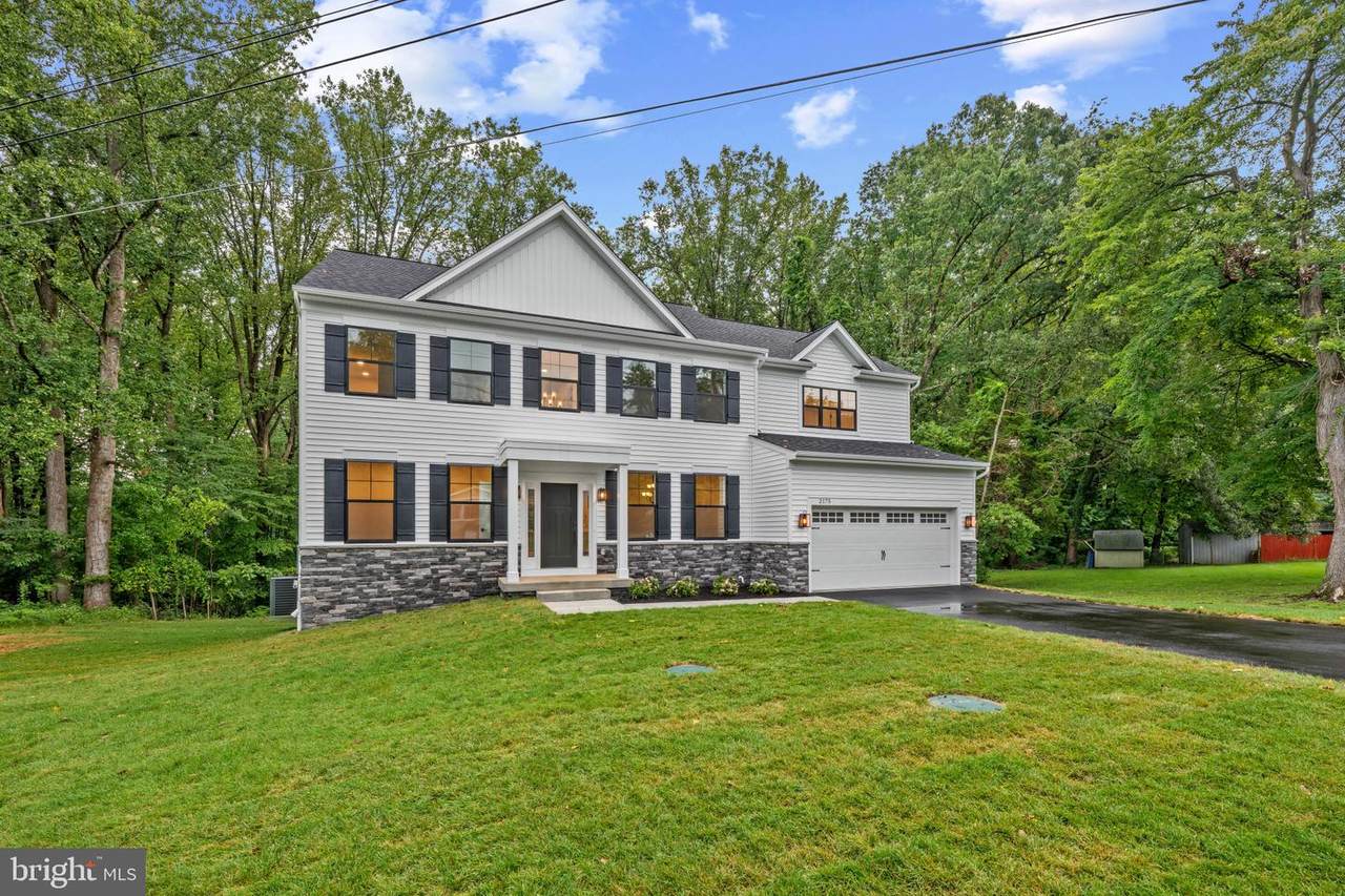 2175 Glencrest Circle - Photo 1
