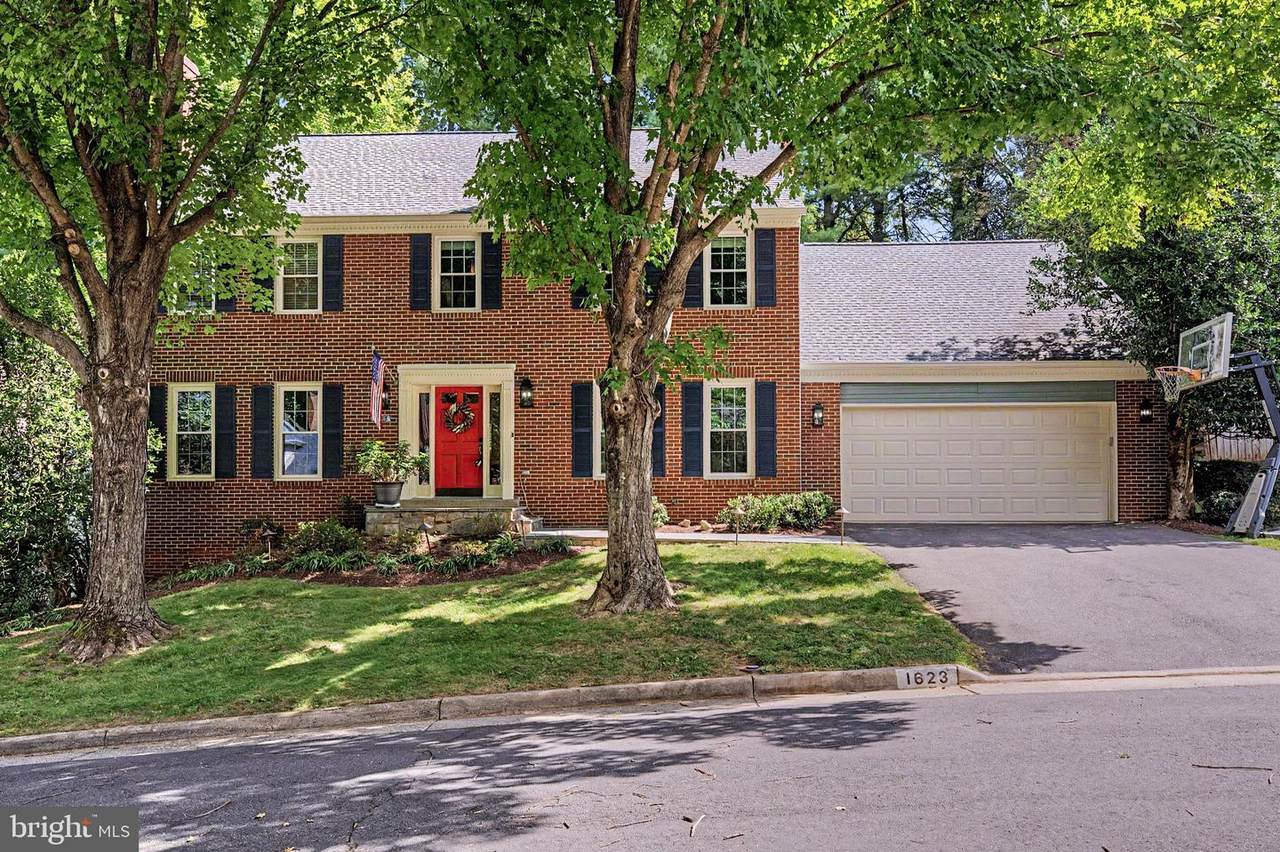 1623 Linway Park Drive - Photo 1