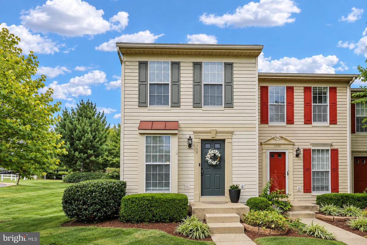 1758 Grover Glen - Photo 1