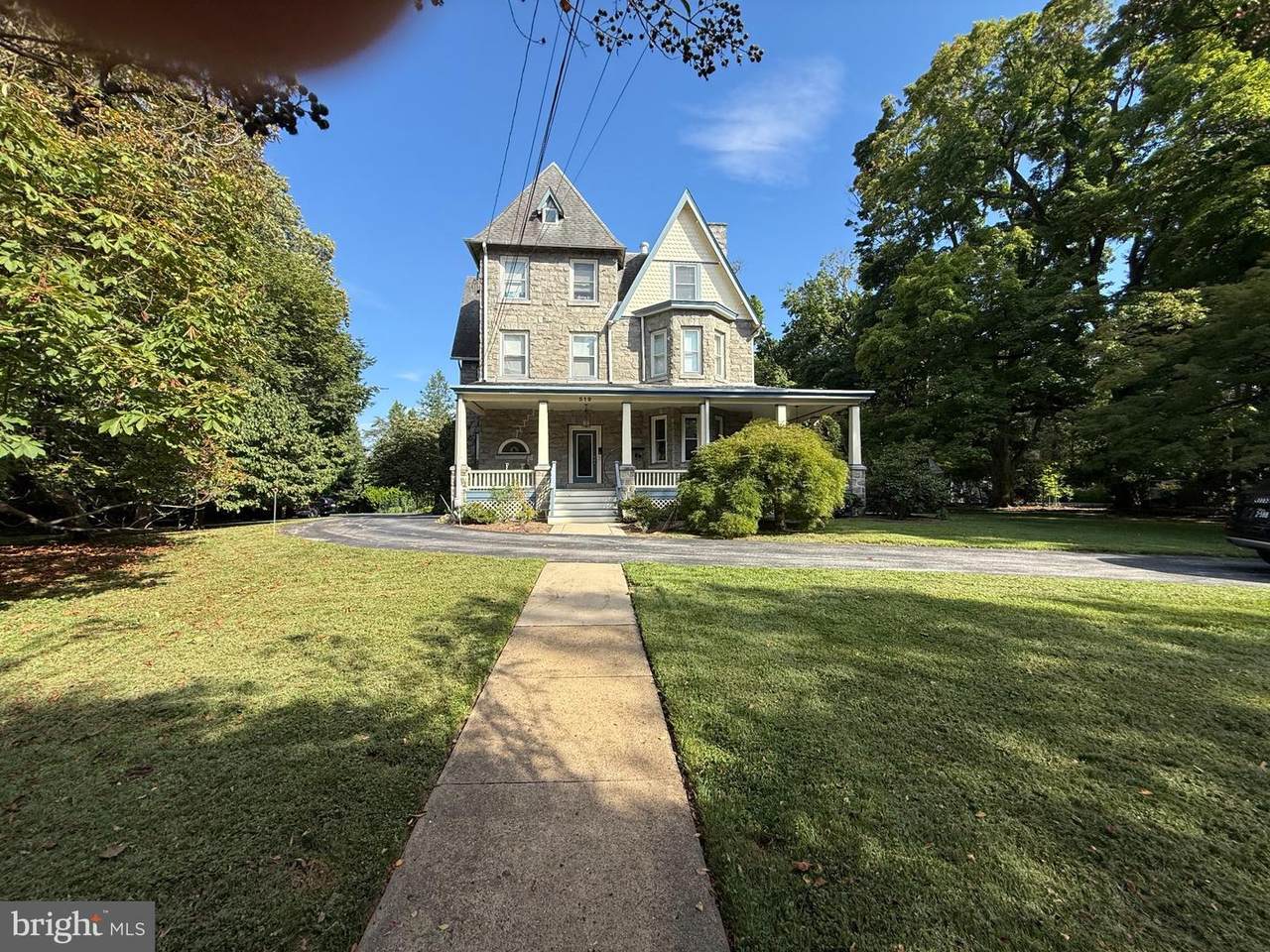 519 Walnut Lane - Photo 1