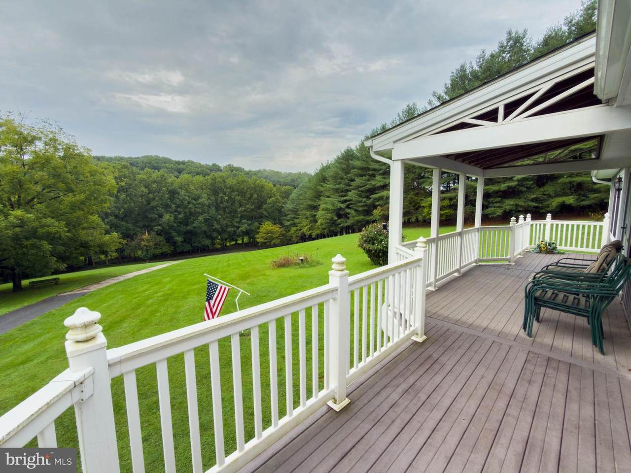 1020 Ridge - Photo 1