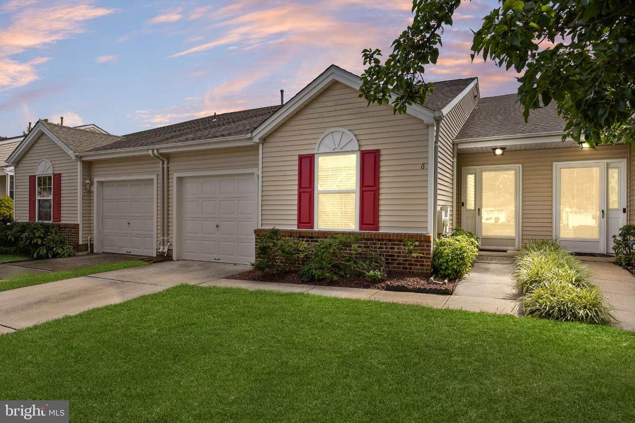 6 Clifford Drive - Photo 1