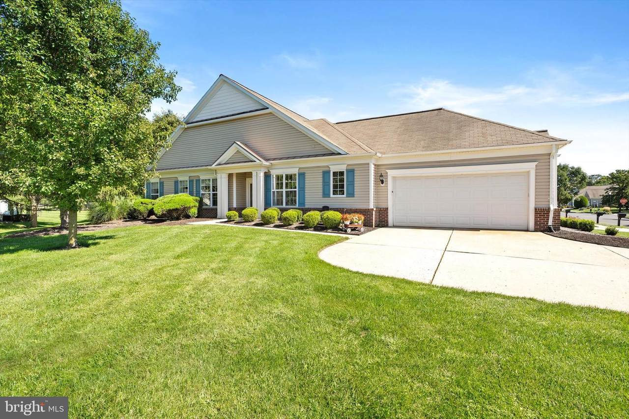 10 Sparrow Drive - Photo 1