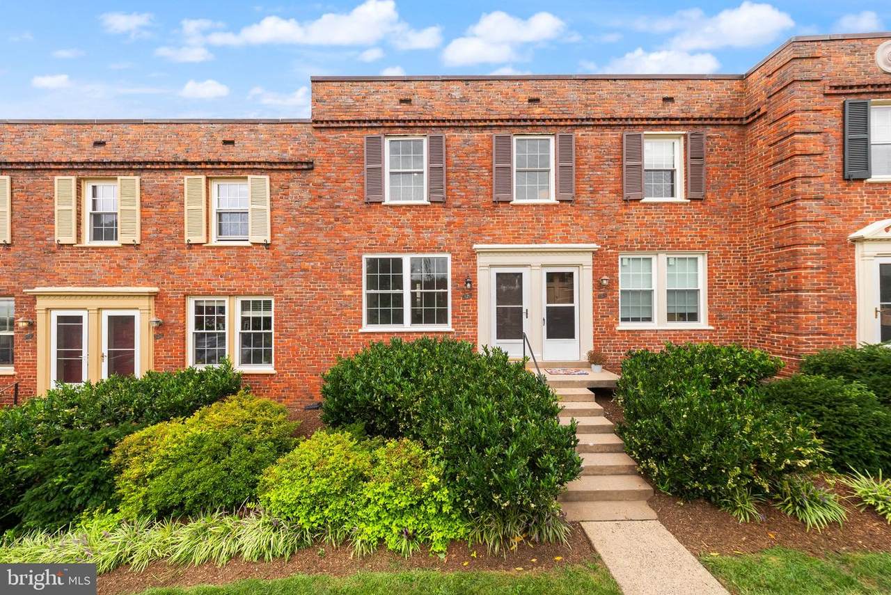 1400 Edgewood Street - Photo 1