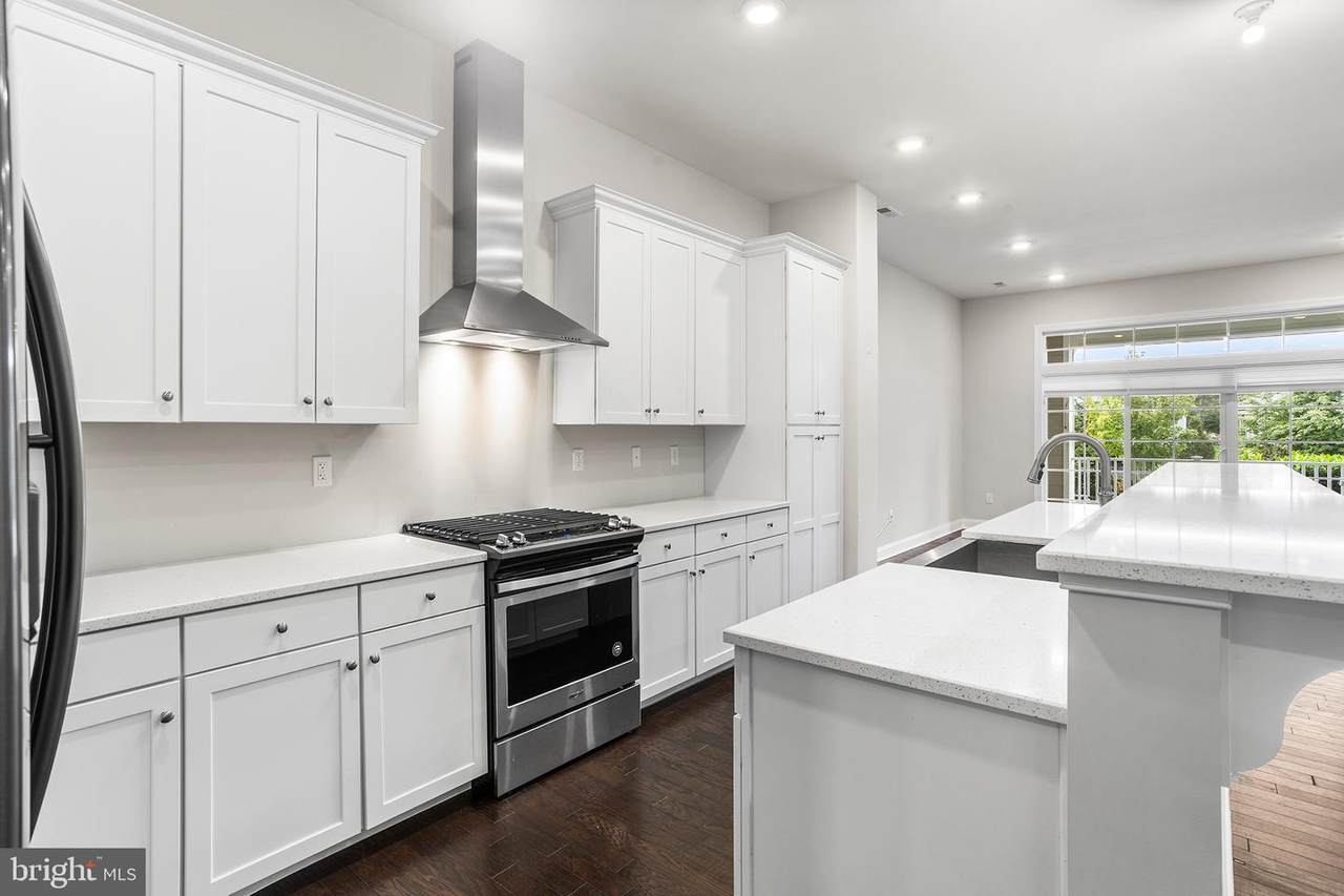 38 Hamilton Drive - Photo 1