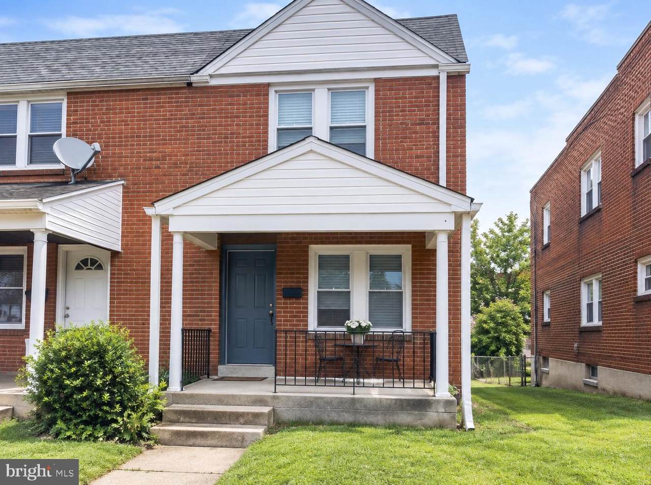 5617 Ready Avenue - Photo 1